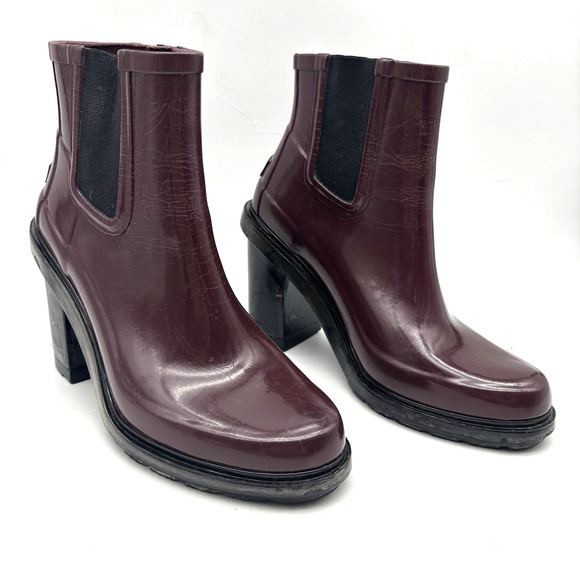 Deadstock Hunter Maroon on Black Block Heel Patent Rubber Ankle Boots Women's 7 - Picture 3 of 16